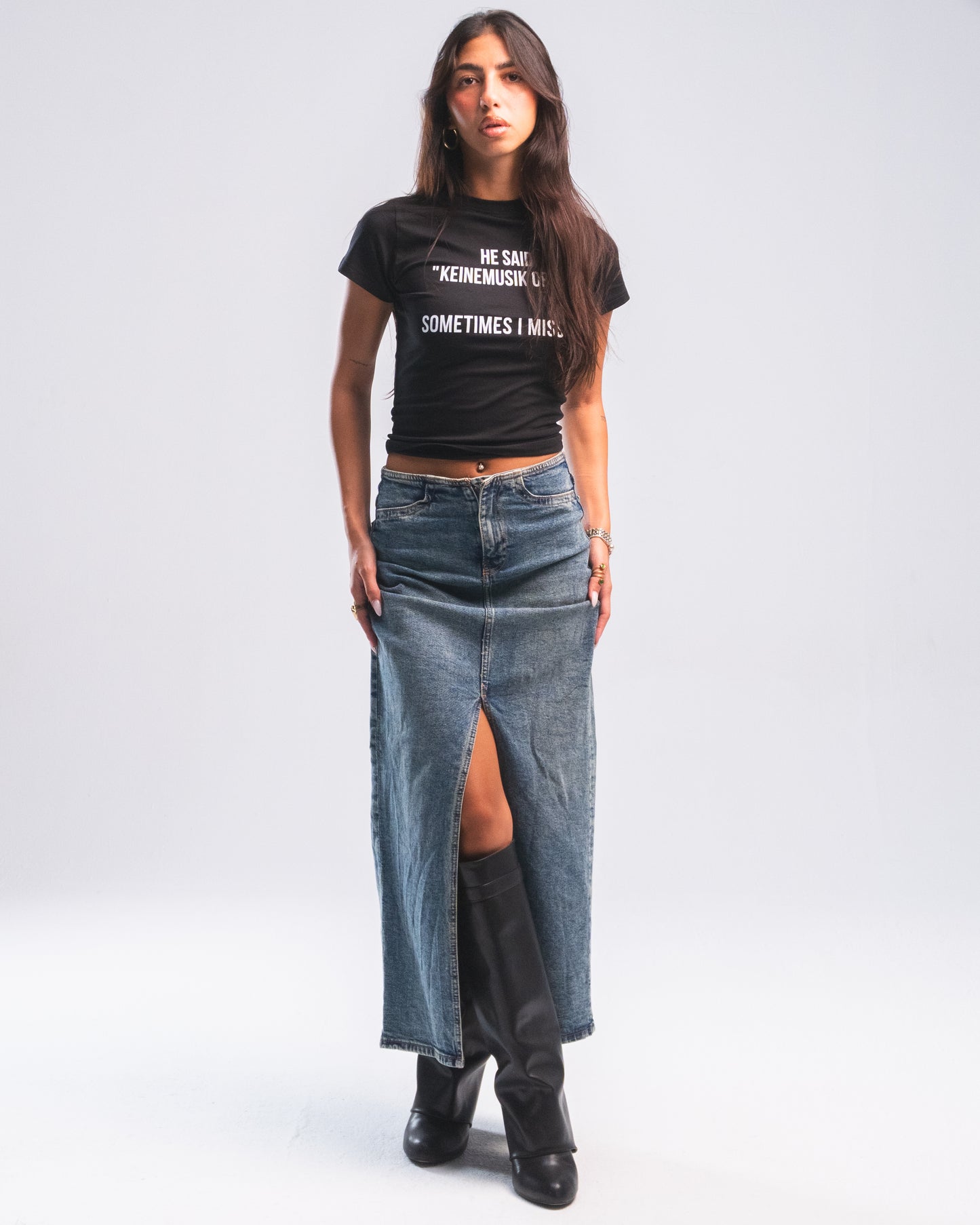 KM or me black top