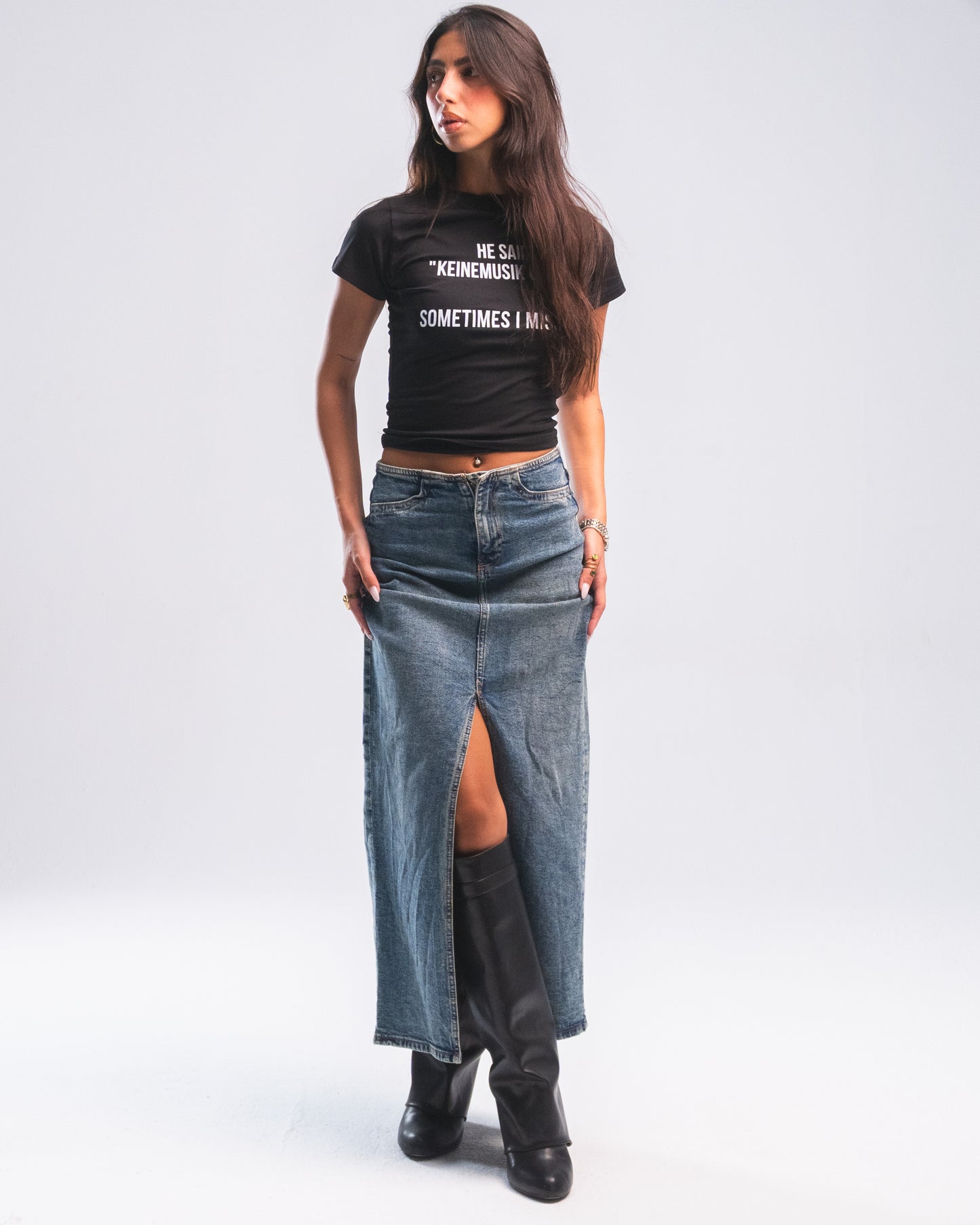 KM or me black top