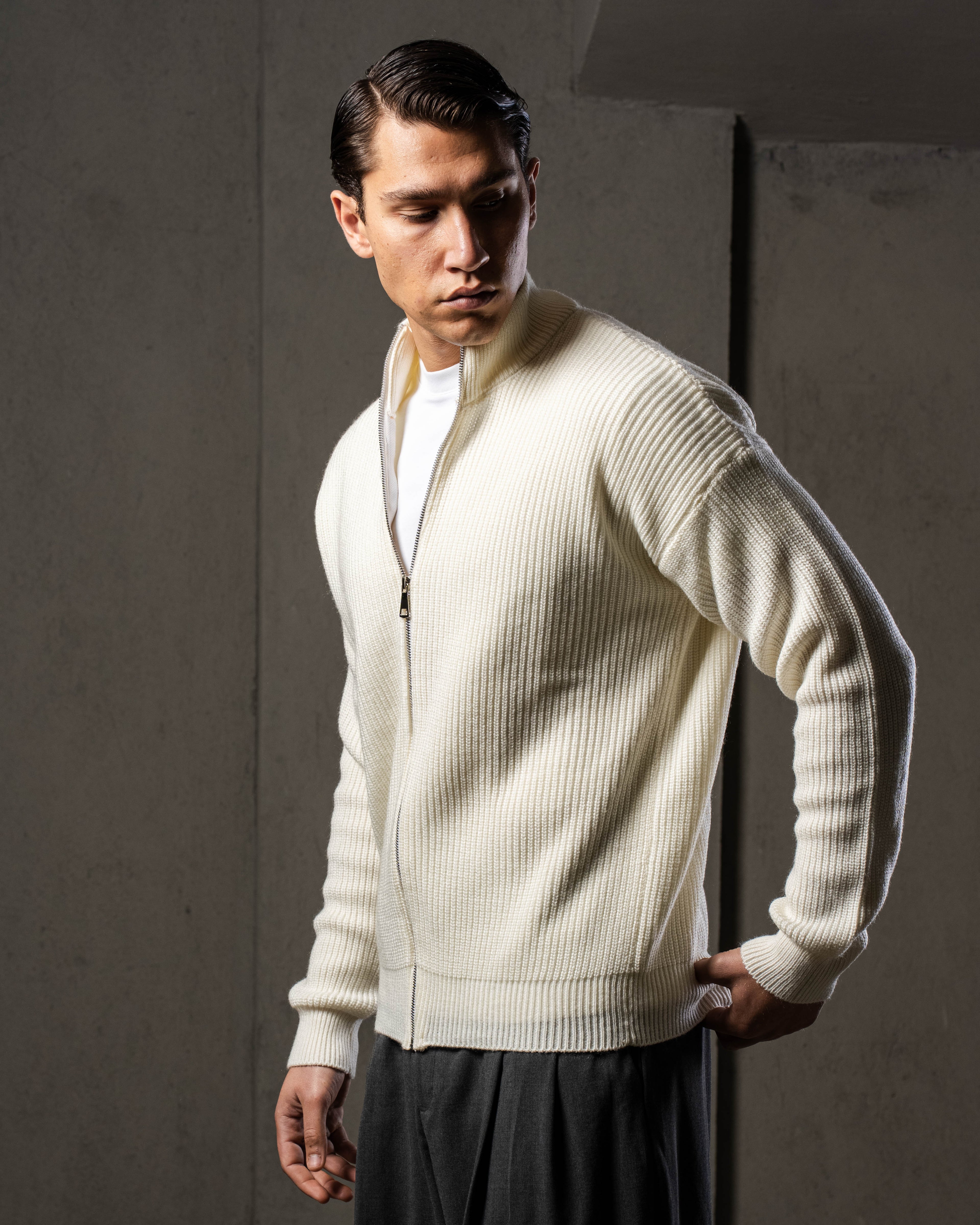 Off white Knitted jacket