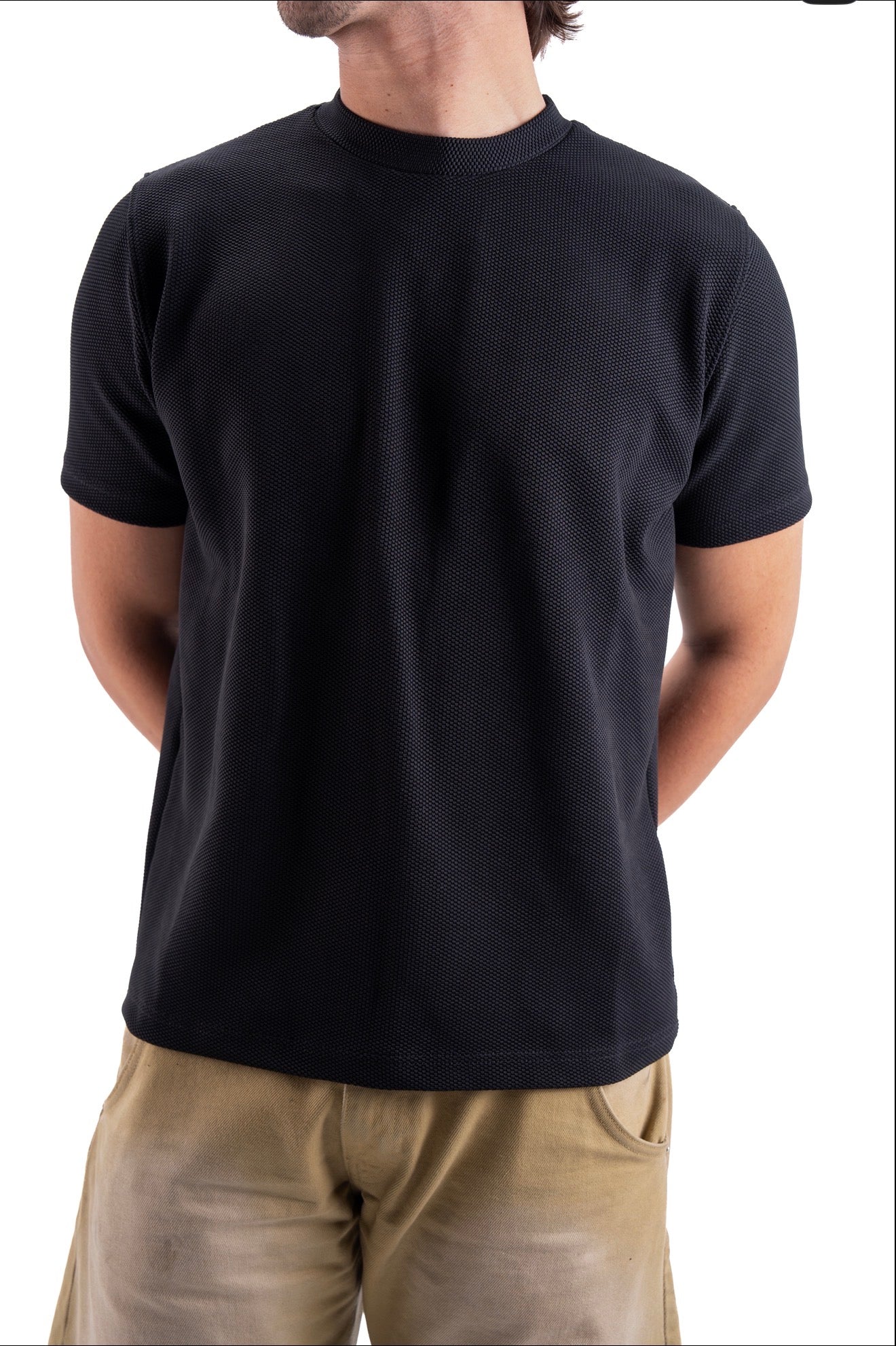 Black Essential Textured round t.shirt