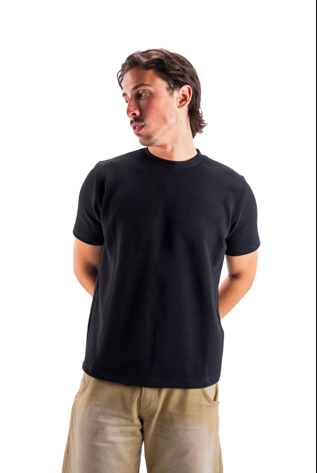 Black Essential Textured round t.shirt
