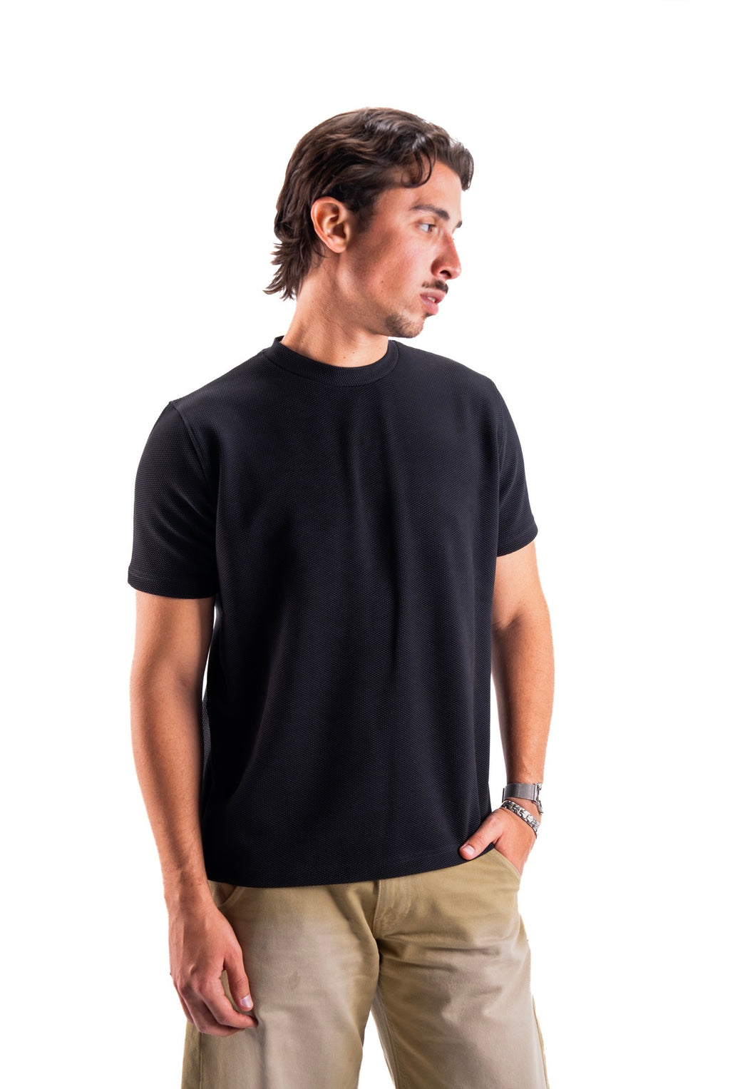 Black Essential Textured round t.shirt