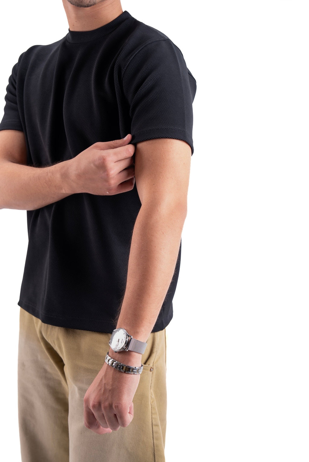 Black Essential Textured round t.shirt