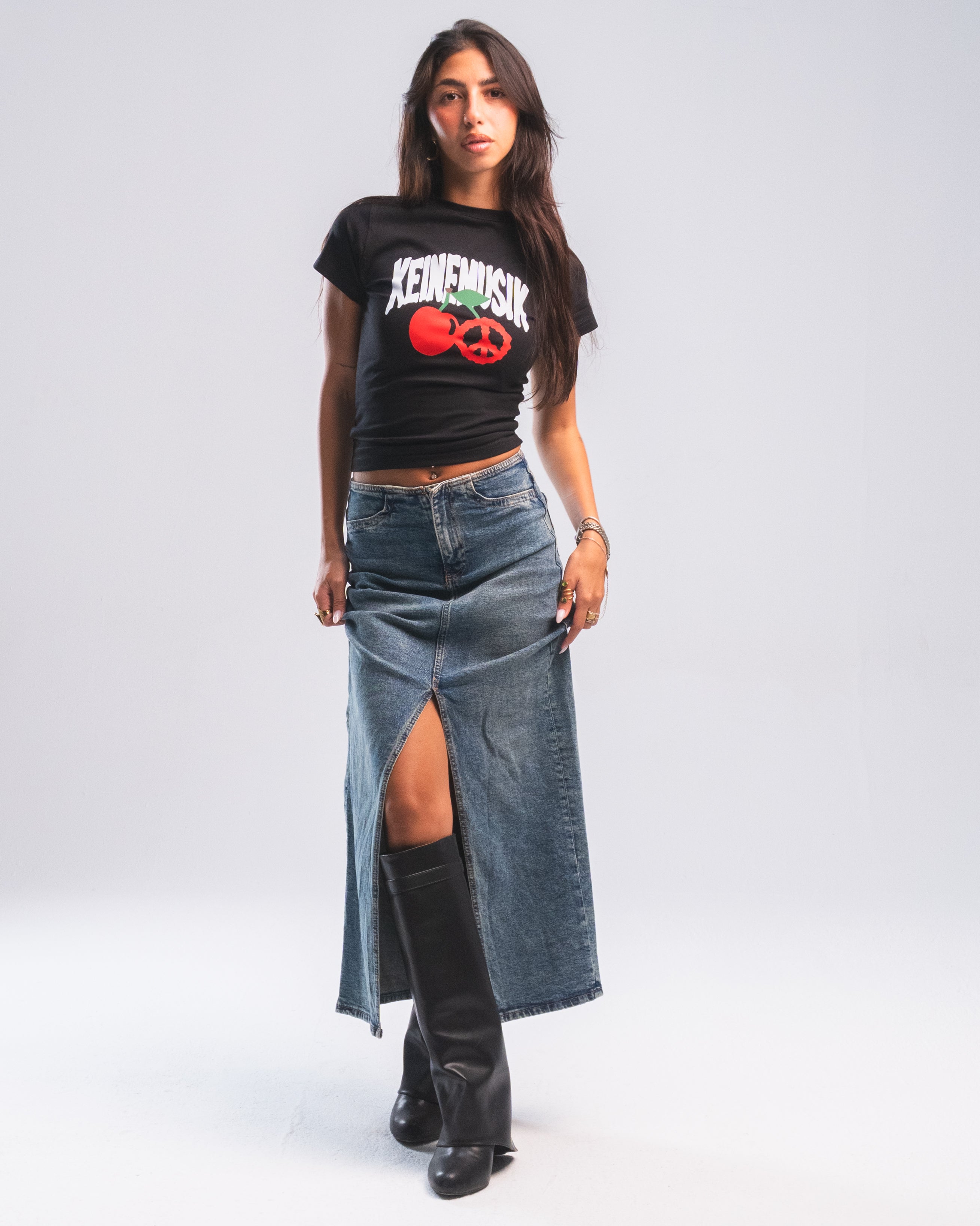 KM cherry top black